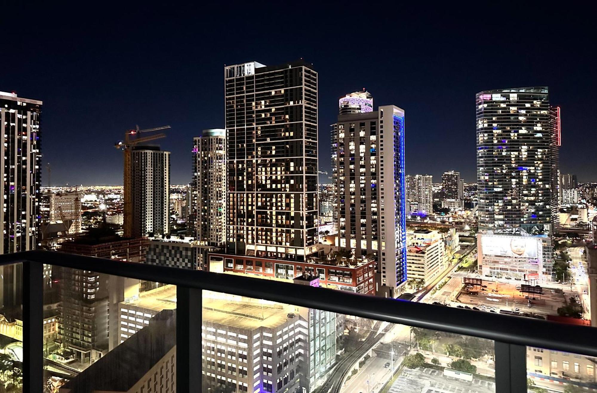 マイアミLuxury Loft - Free Parking - Ocean View - Brickell Downtownアパートメント エクステリア 写真