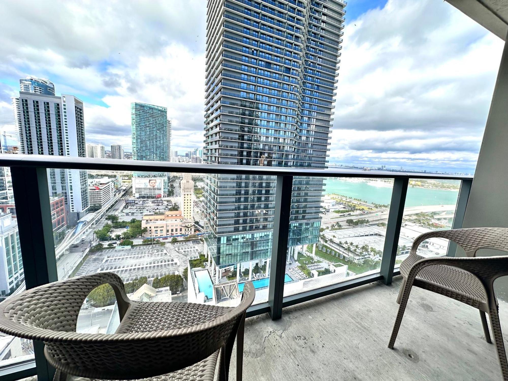 マイアミLuxury Loft - Free Parking - Ocean View - Brickell Downtownアパートメント エクステリア 写真