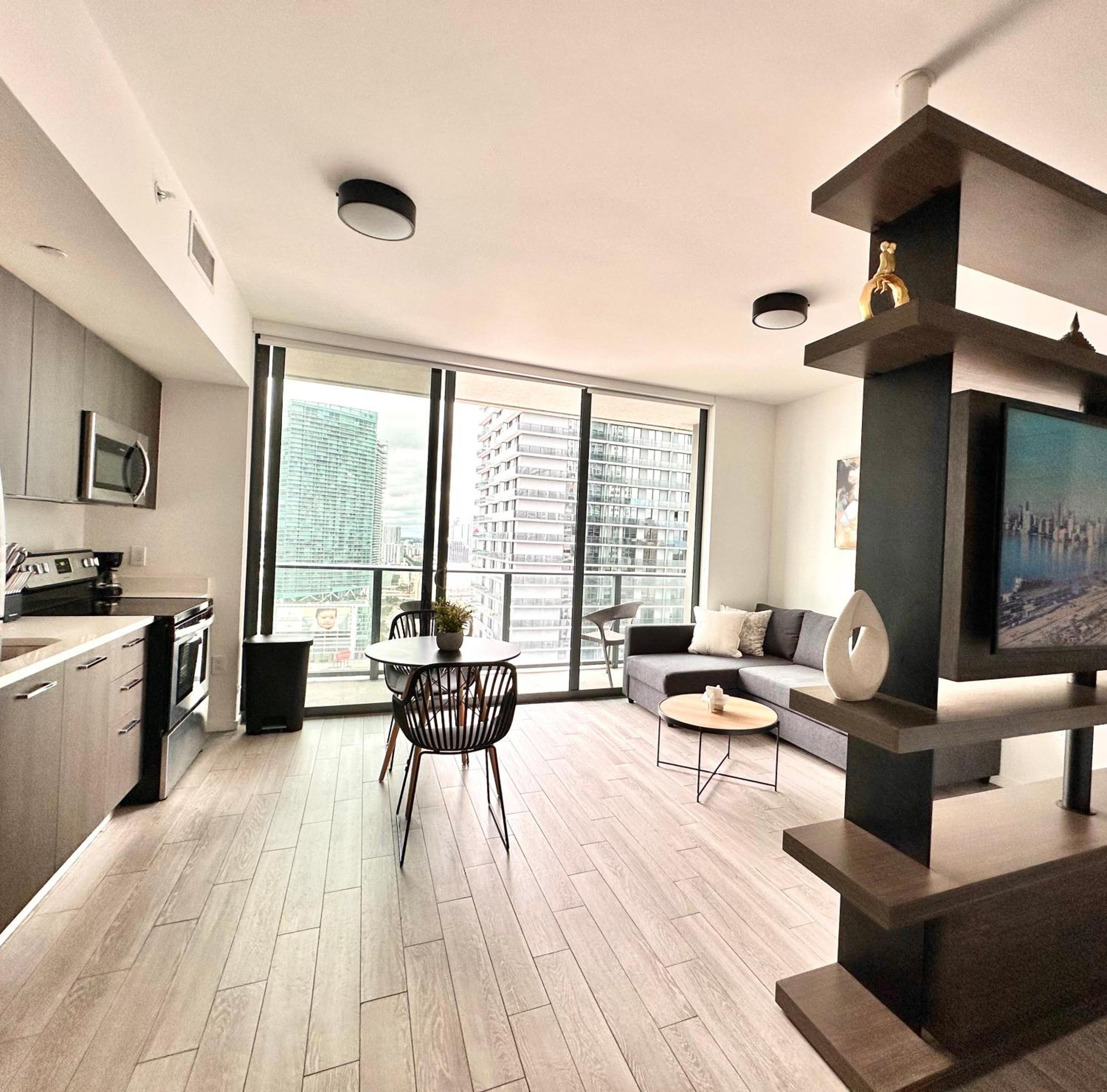 マイアミLuxury Loft - Free Parking - Ocean View - Brickell Downtownアパートメント 部屋 写真